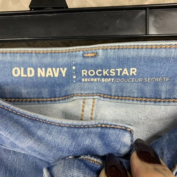 Old Navy Womens 8 Denim Jeans Blue Skinny Secret Soft Light Wash Raw Hem Stretch - Picture 4 of 13